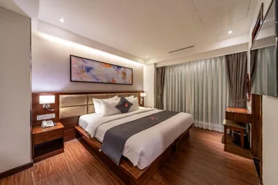 Superior Double or Twin Room with Free Minbar — Edoya Hotel Ben Thanh